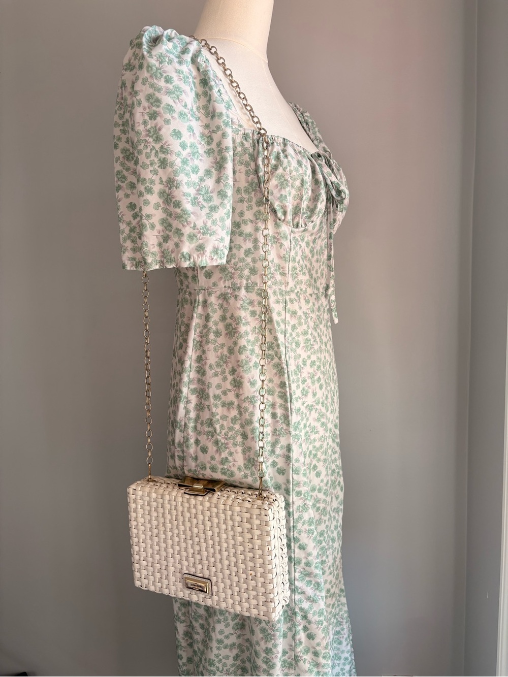 Kate Spade Woven Bow-Accent Shoulder Bag in Cream - Picture 5 of 7
